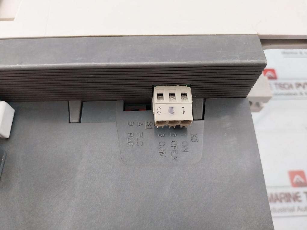 Abb Af460-30-11 Contactor 700A 1000V Ip20