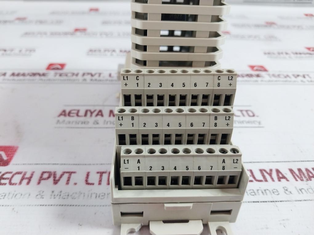 Abb Ao810 3bse008522r1 Analog Output Module Tu810v1 3bse013230r1 Compact Mtu