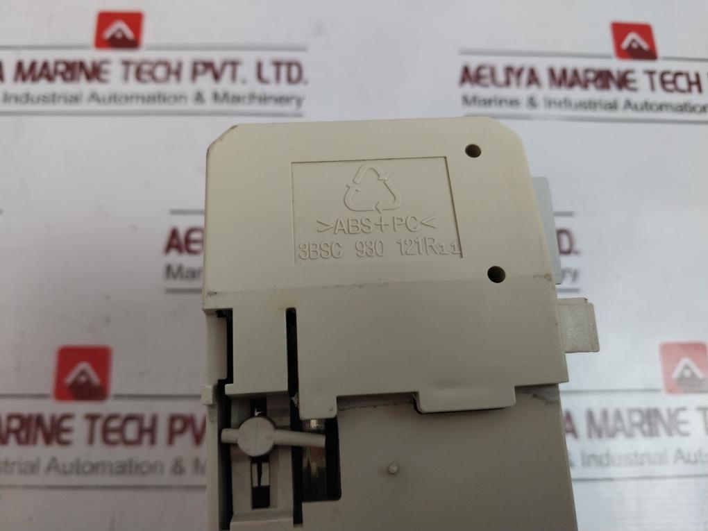 Abb Ao810V2 3Bse038415R1 Analog Output Module With Mtu Tu810V1 3Bse013230R1