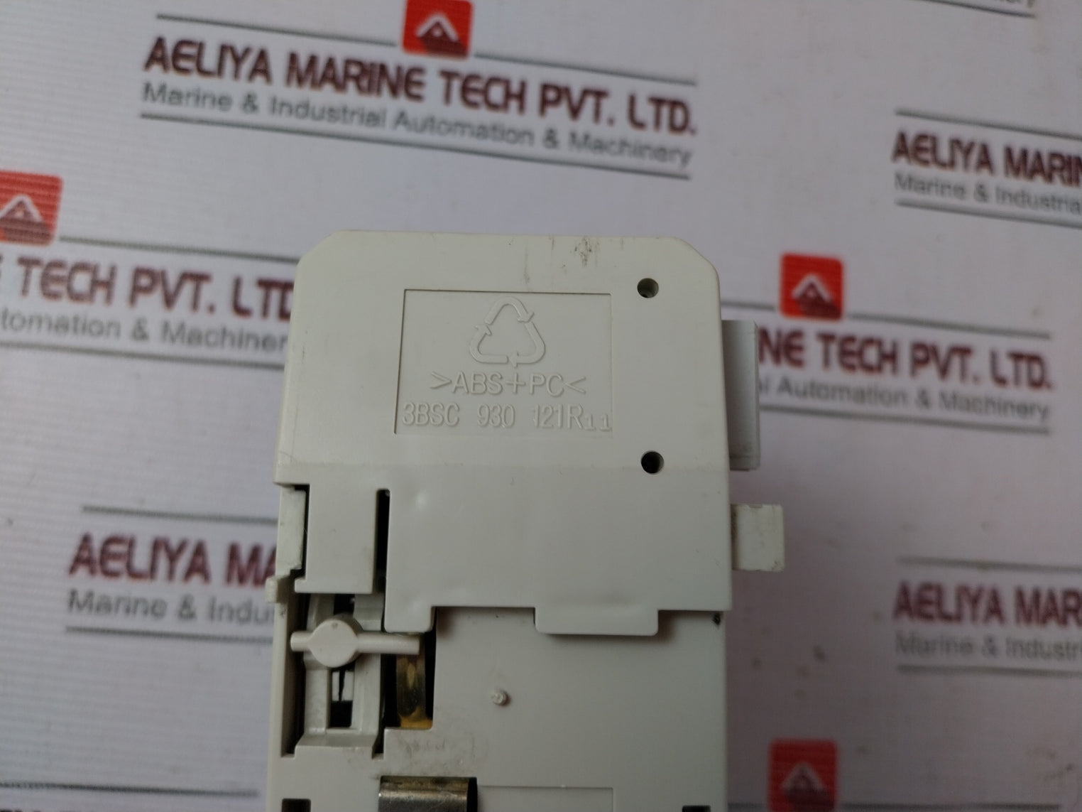 Abb Ao810V2 Analog Output Module 3Bse038416R1 Sc06298127 94V