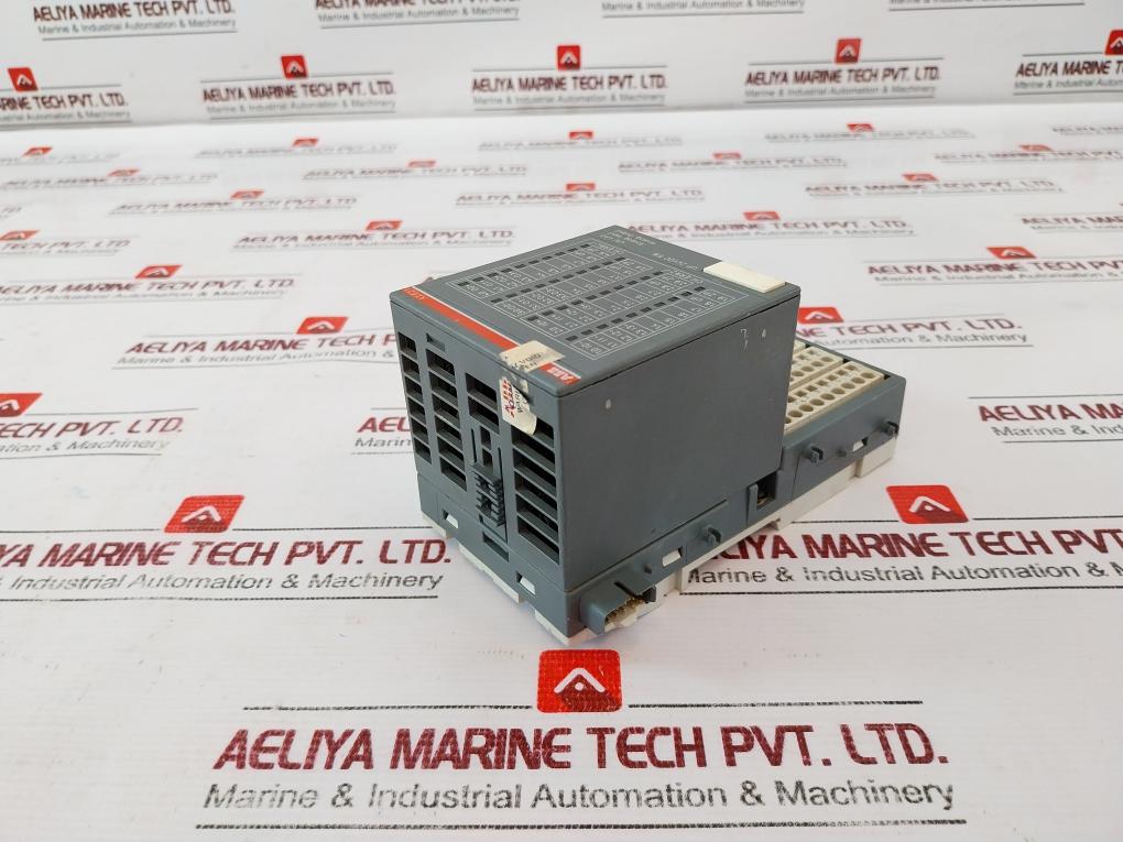 Abb Ax521 B4 Analog Input/Output Module 4Ai 4Ao 24Vdc