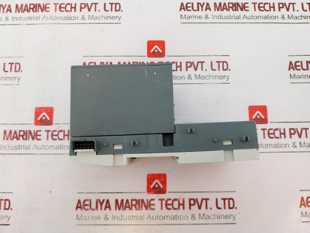 Abb Ax521 B4 Analog Input/Output Module 4Ai 4Ao 24Vdc