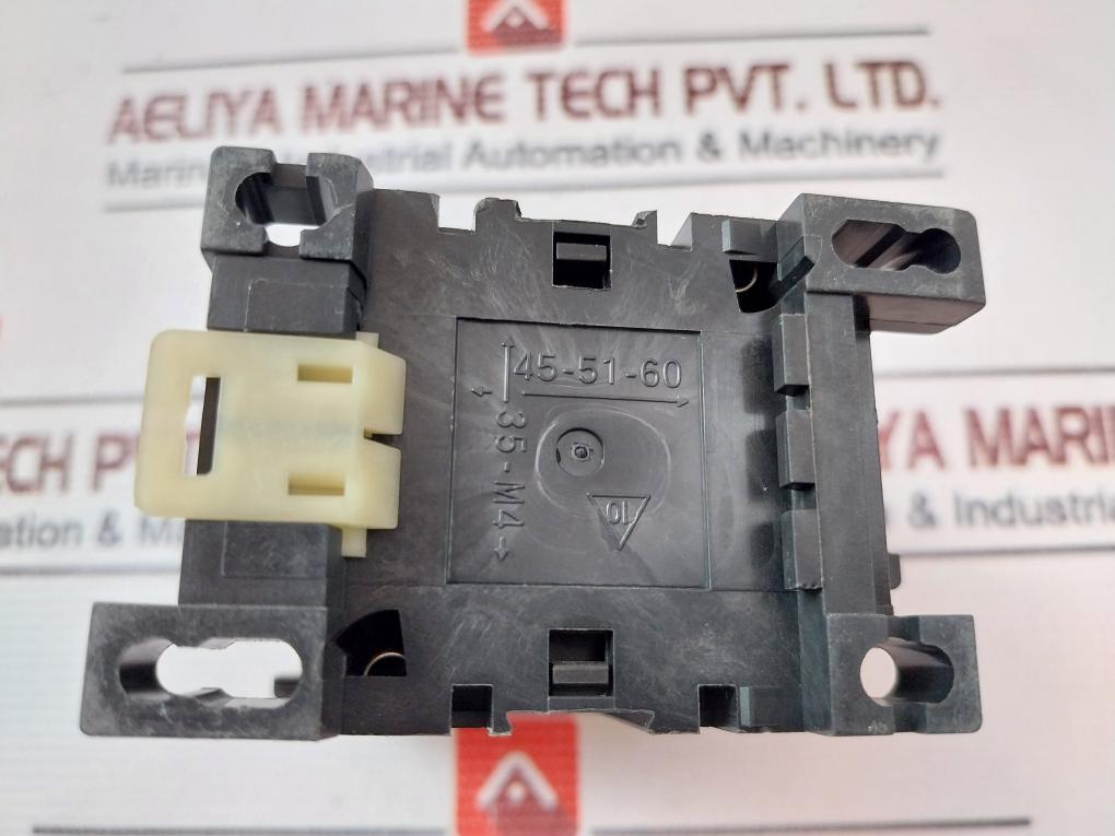 Abb B12-30-10 Contactor 28A 690V~