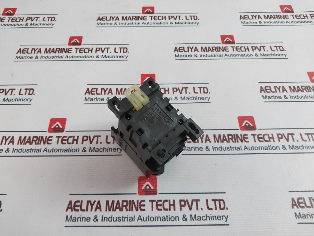 Abb B16-30-01 Contactor 28A 220-230 50Hz