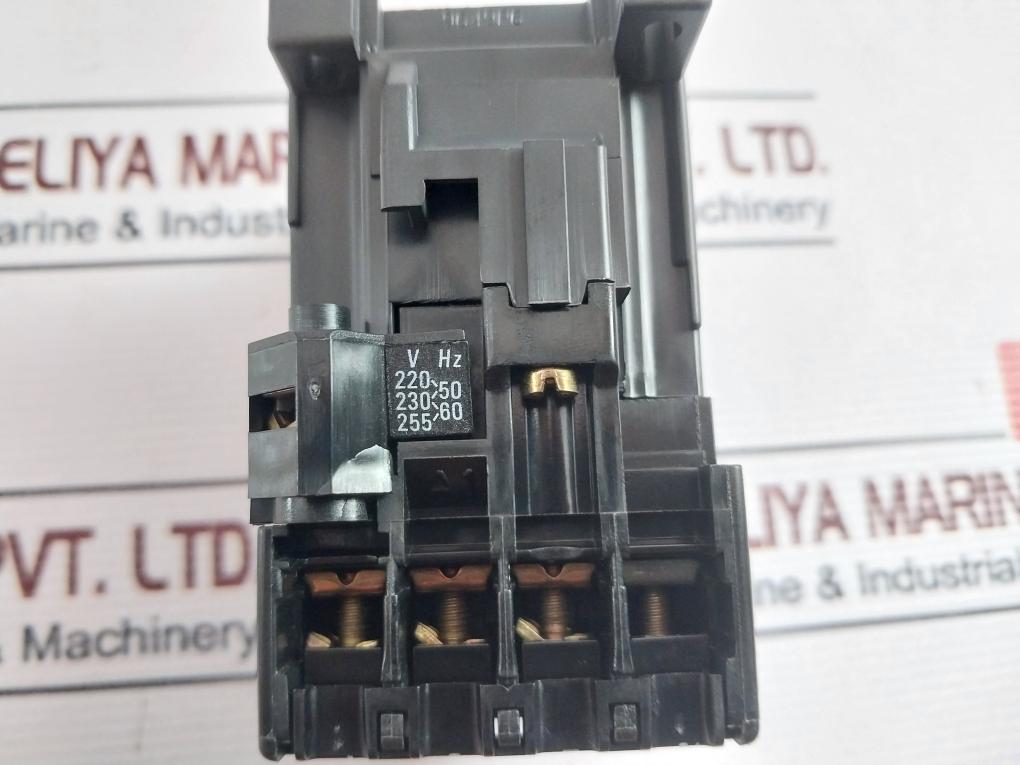 Abb B16-30-01 Contactor 28A 220-230 50Hz