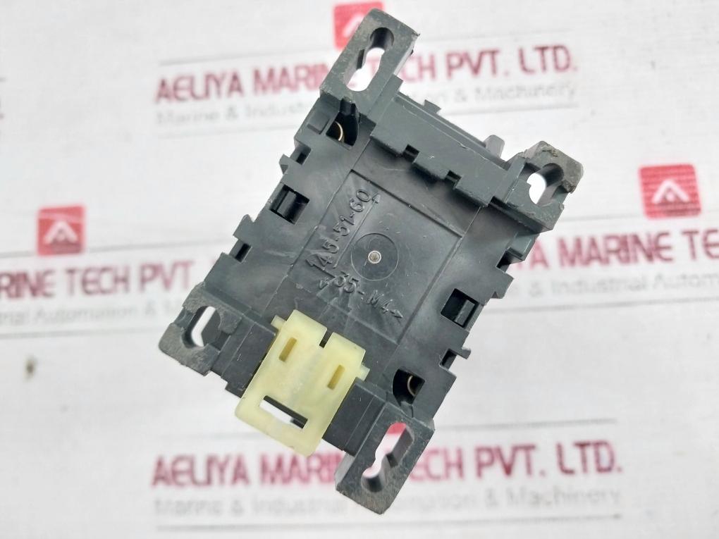 Abb B30-30-22 Auxiliary Contact Block 600V 10A 220-230V 50Hz Awg 10-18 Cu