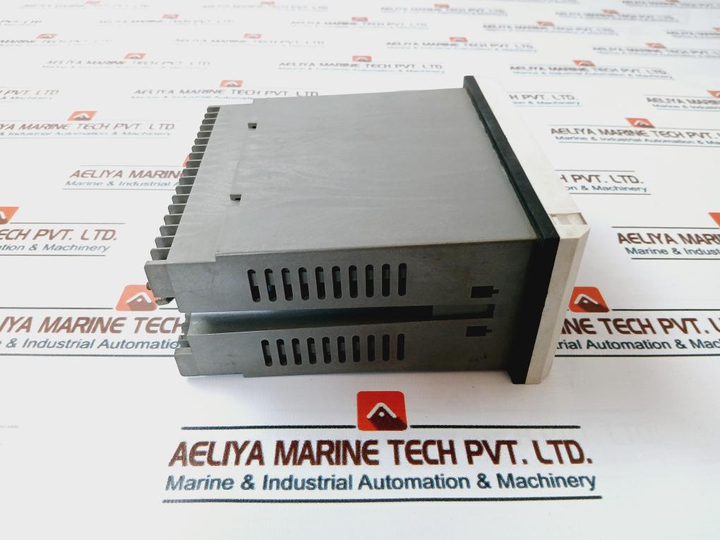 Abb C501/0000/Std Process Controller 100-240Vac 50/60Hz