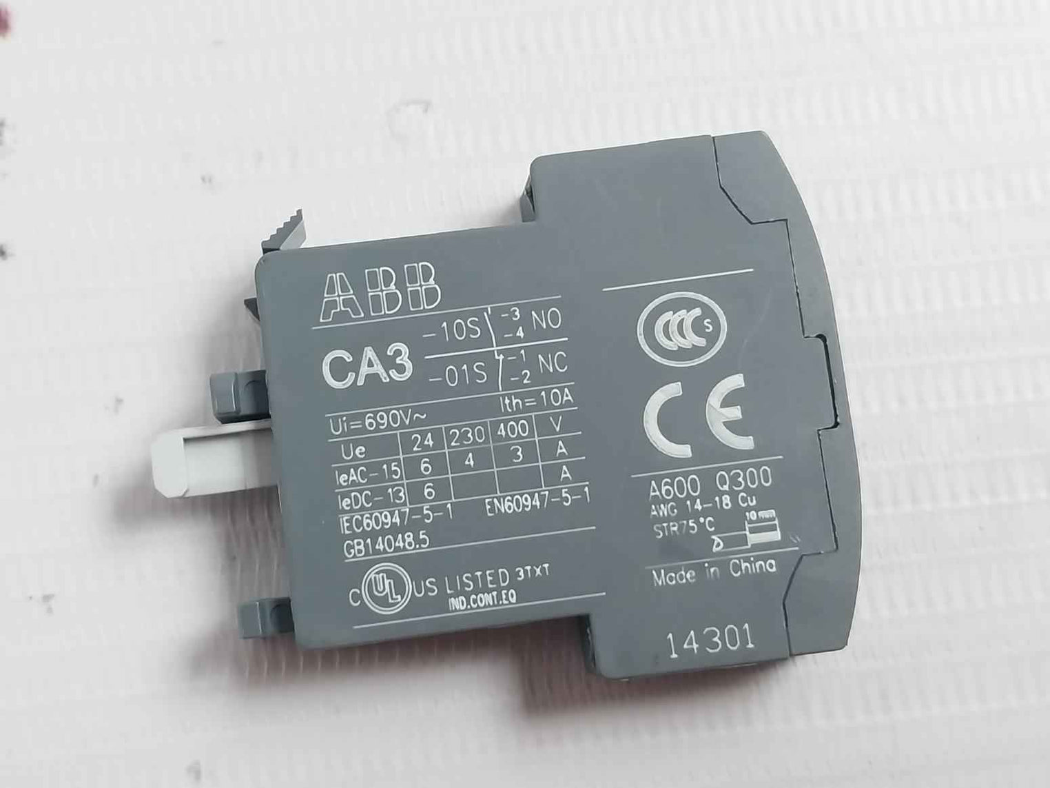 Abb Ca3-01S Auxiliary Contact Block 690V 10A 1Sbc101020M9701