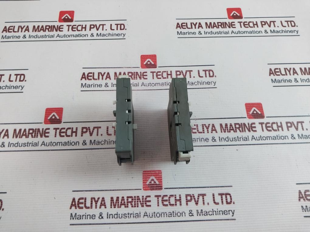 Lot of 2X ABB Cal5-11 Auxiliary Contact 16a 690v