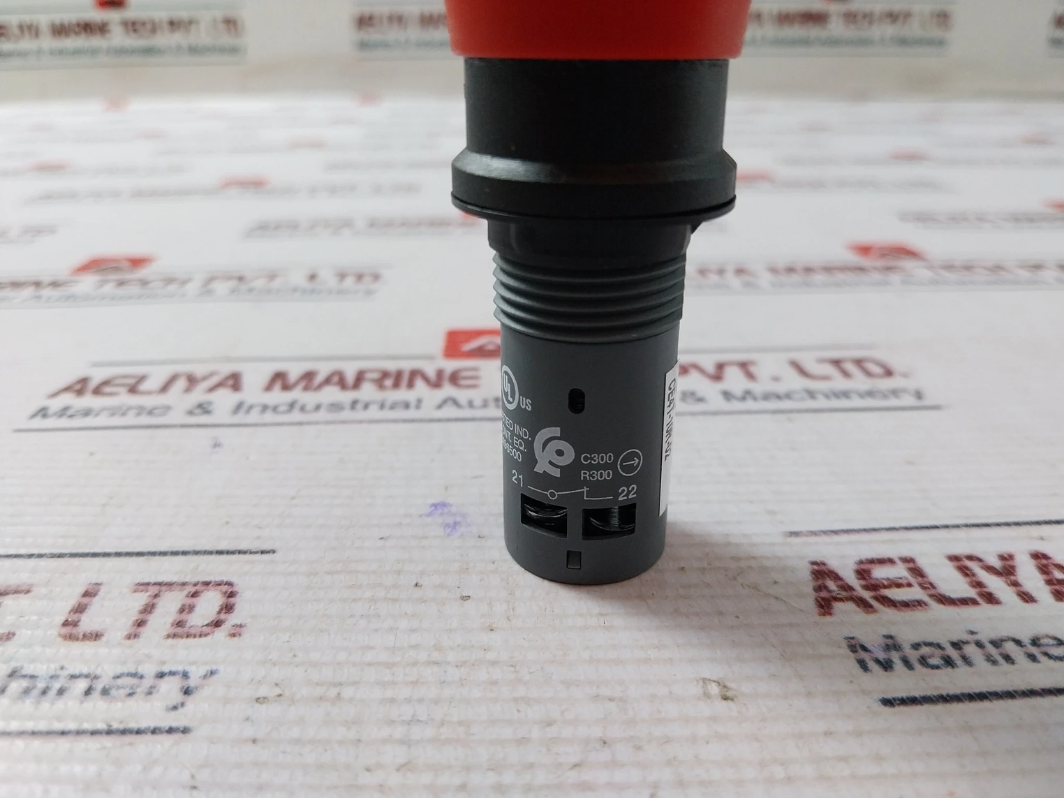 Abb Ce4T-10R-02 Compact Emergency Stop Pushbutton Switch 1Sfa619550R1051 5A 300V