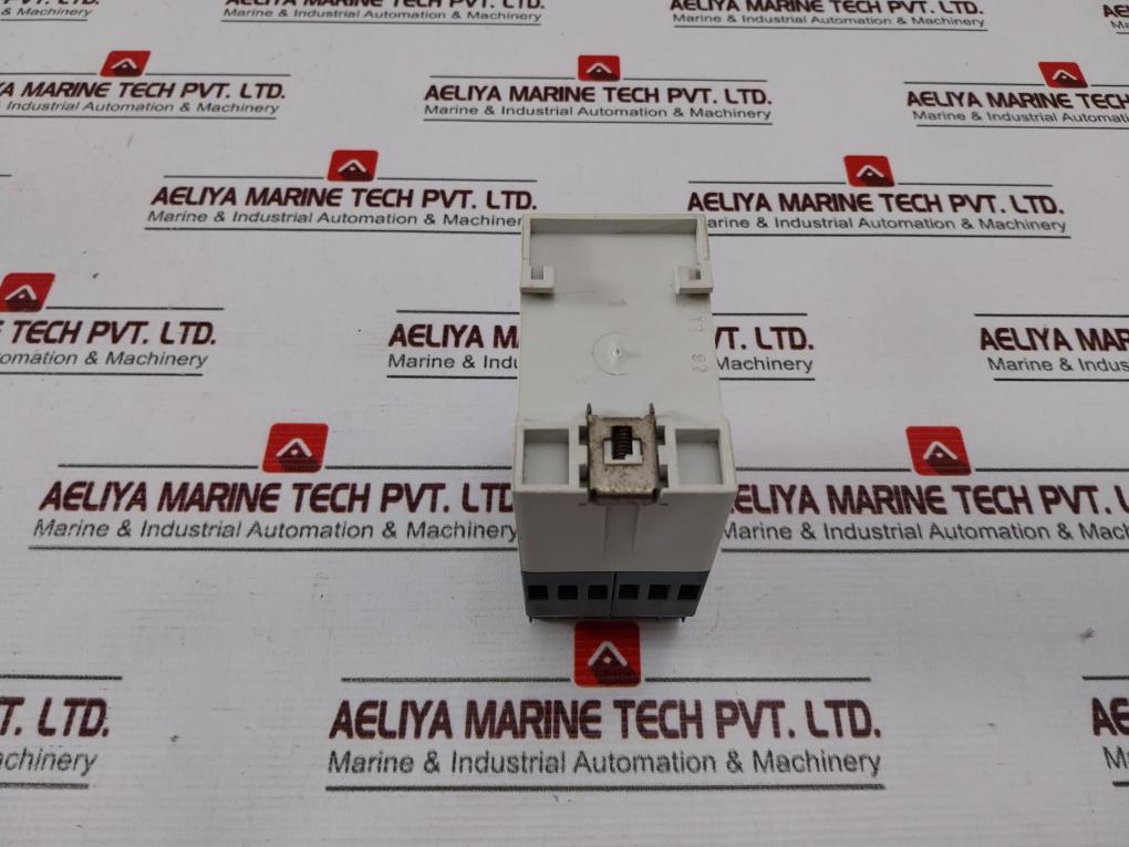 Abb Cm-iwn.1 Monitoring Relay 1Svr650660R0200