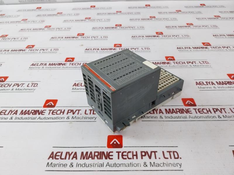 Abb Dc523 B4 Digital Input/Output Module 1Sap240500R0001 Input: 24Vdc Output: 24Vdc/0.5A