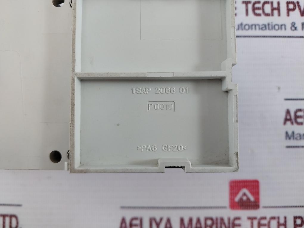 Abb Dc532 B6 Digital Input/Output Module 1Sap240100R0001