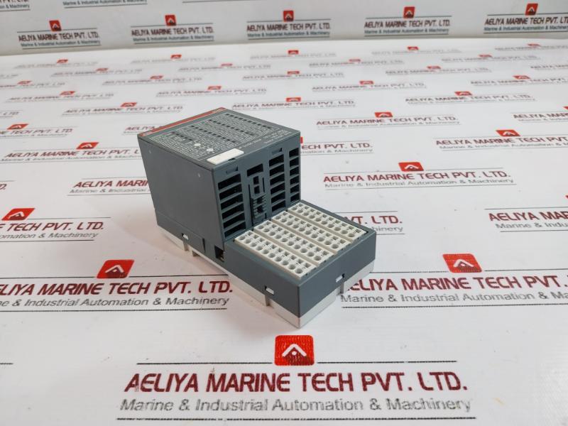 Abb Dc551-cs31 B8 1sap220500r0001 Cs31 Interface Module