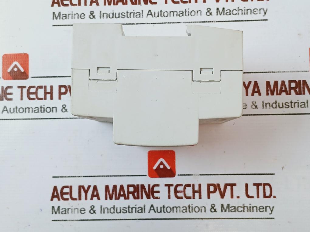ABB DG/S 1.1 DALI Gateway 85-265V/110-240V 2CDG 110 026 R0011 - Aeliya Marine Tech