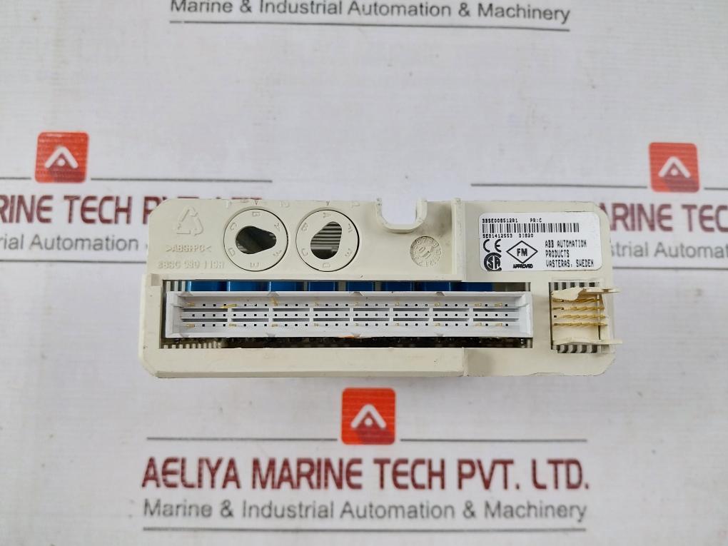 Abb Di820 Digital Input Module 120V Ac / Dc 3Bse008512R1 (Not Working)