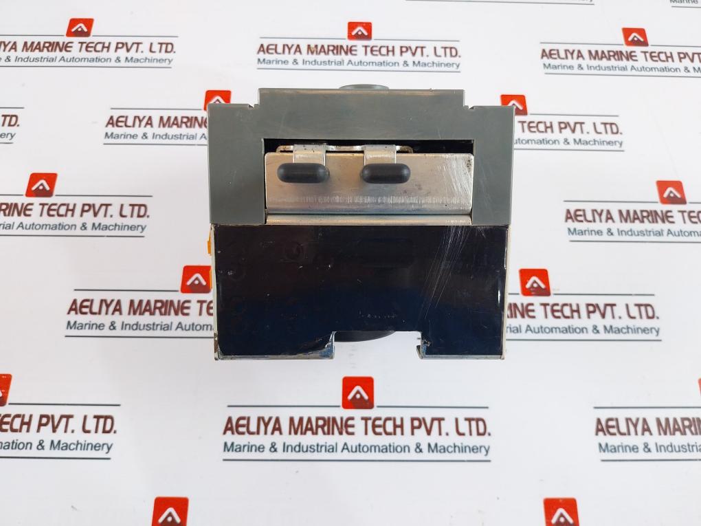 ABB DPT63-CB010 C20 2P Miniature Circuit Breaker 20W 220V 50Hz 15 R/Min