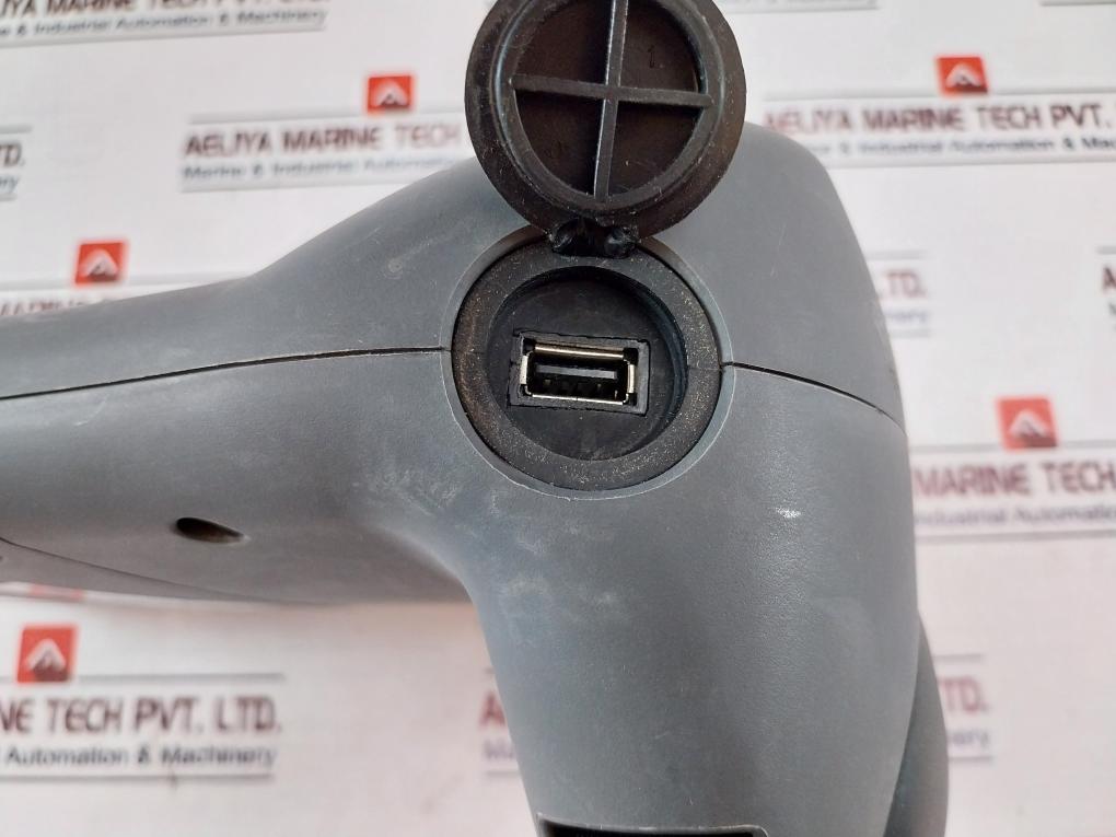 Abb Dsqc-679 Teach Pendant 3Hac028357-001