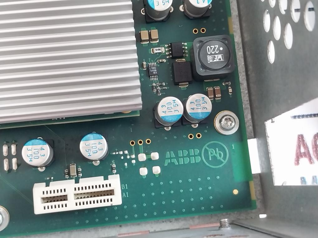 Abb Dsqc1000 Robot Computer Unit 3Hac042766-001 24Vdc 0.30A Rev No: 05