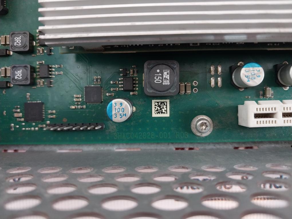 Abb Dsqc1001 Robot Input/Output Board 3Hac042827-001/03, 3Hac042828-001 R03