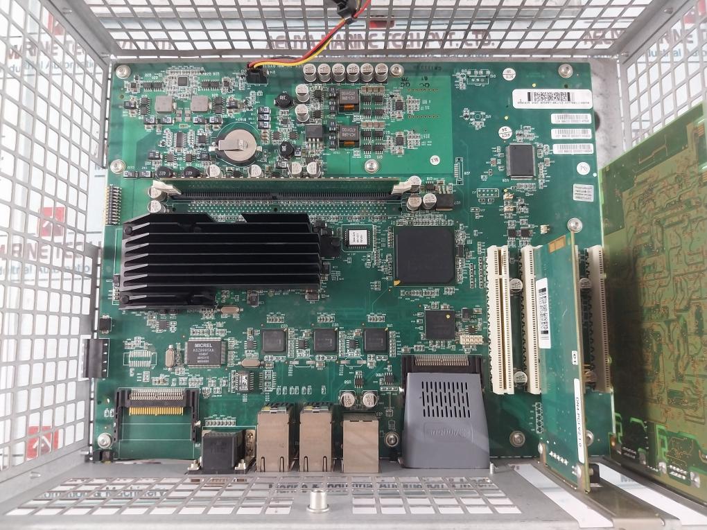 Abb Dsqc639 3Hac 025097 001/13 Computer Controller Unit