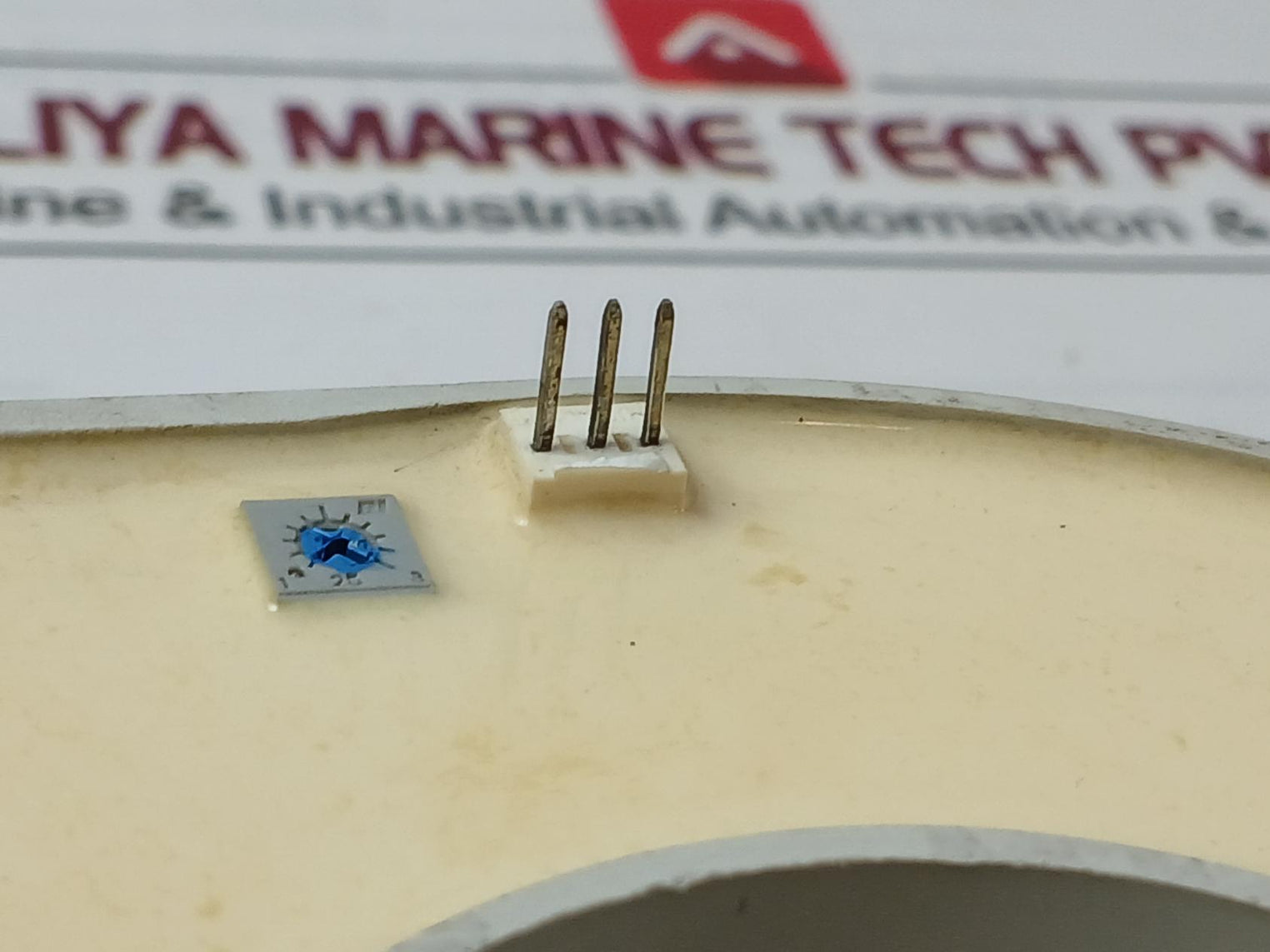 Abb Es2000-9725 Current Sensor 25Ohm 2000A 05130F91