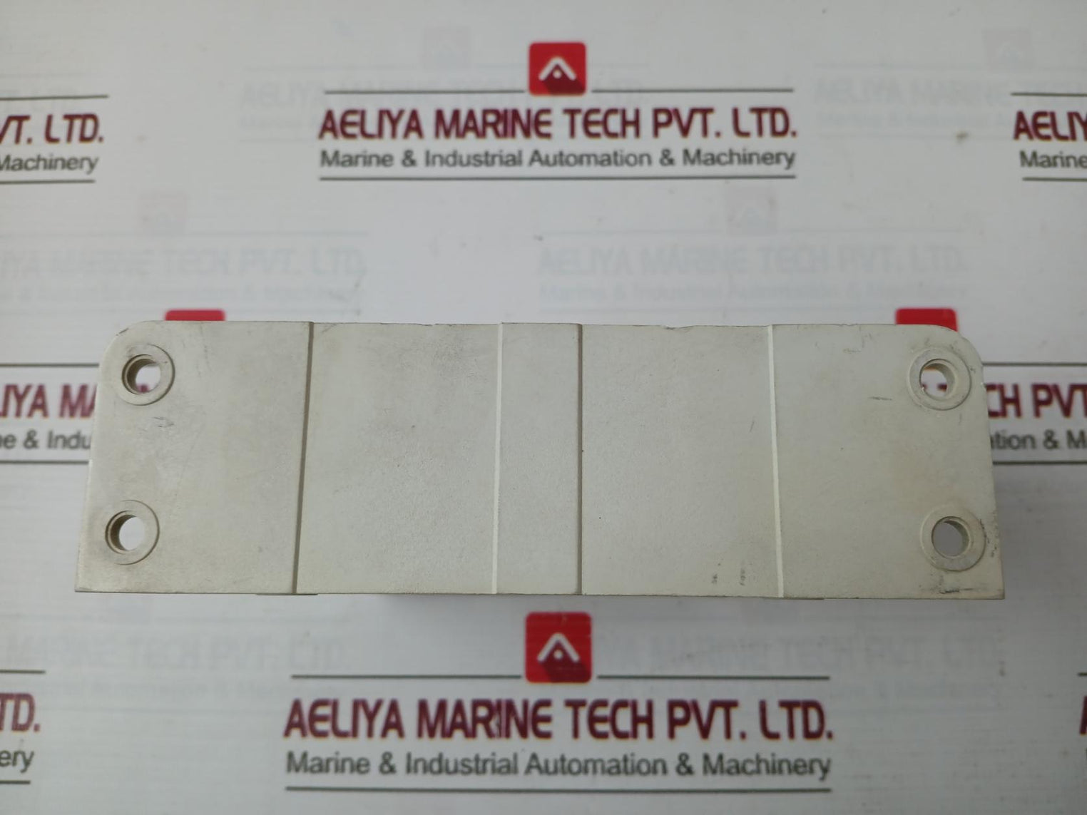 Abb Es2000-9725 Current Sensor 25Ohm 2000A 05130F91