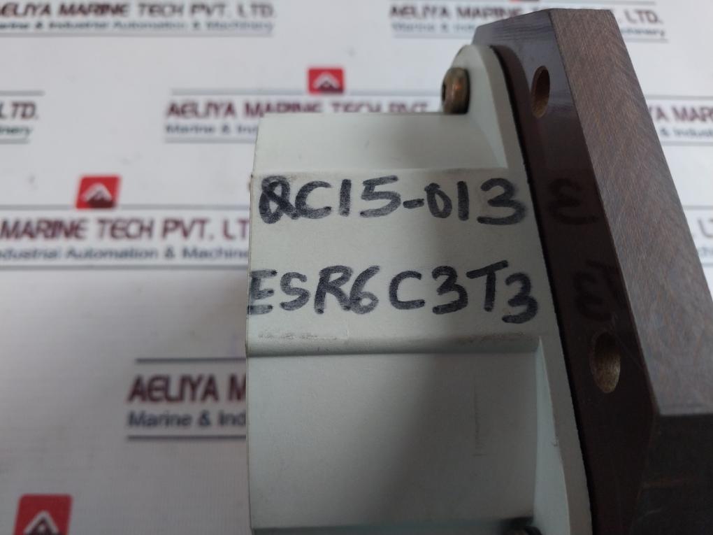 Abb Es2000-9725 Current Transformer