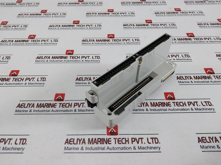 Abb Hbs01-fph Horizontal Row Mount Base For Single Module Rev: D