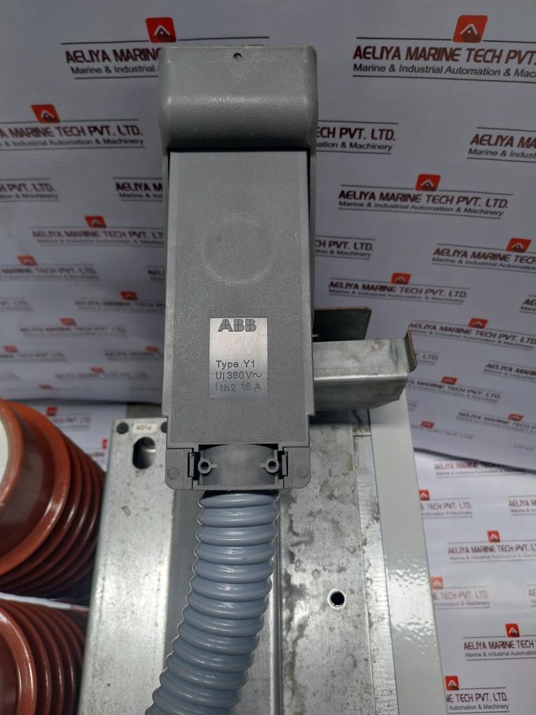 Abb Hd4/C 12.06.25 Circuit-breaker Frequency 50/60 Hz 630 A