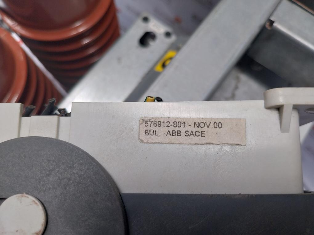 Abb Hd4/C 12.06.25 Circuit-breaker Frequency 50/60 Hz 630 A