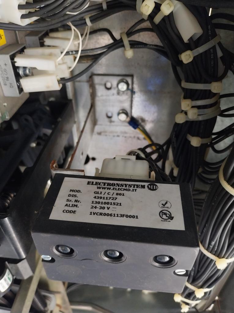 Abb Hd4/Sg 12.12.32 Sf6 Circuit Breaker 1250 A 12 Kv 50/60 Hz