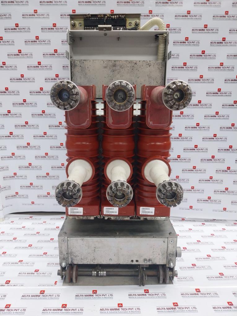 Abb Hd4/Sg 12.12.32 Sf6 Circuit Breaker 1250 A 12 Kv 50/60 Hz