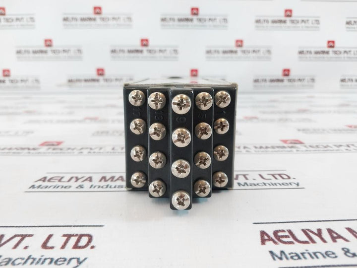 Abb In5374-3001-bz Relay 220V