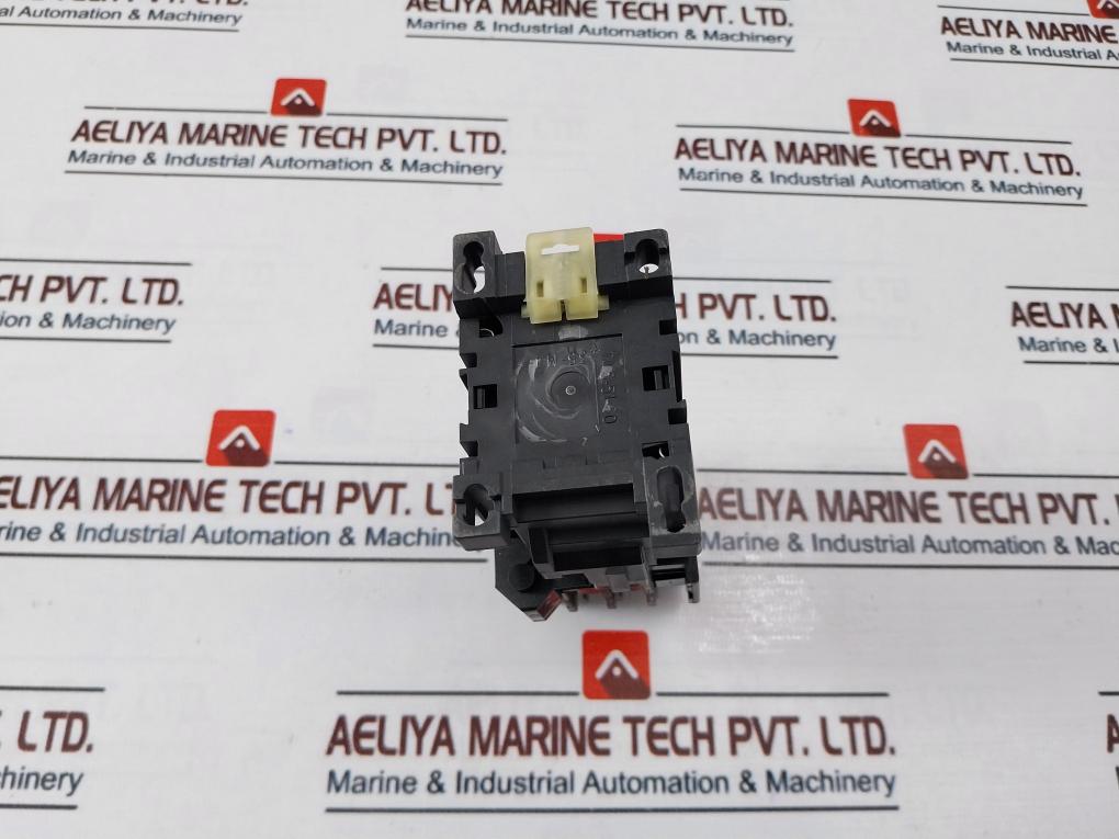 Abb K33/11 Contactor Relay 220-240V 50-60Hz
