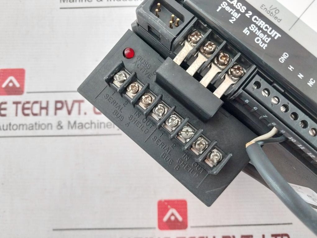 Abb Mod 300 Current Source Analog I/O Module 0.25A 50Ma Pt Ic660Bsm021C