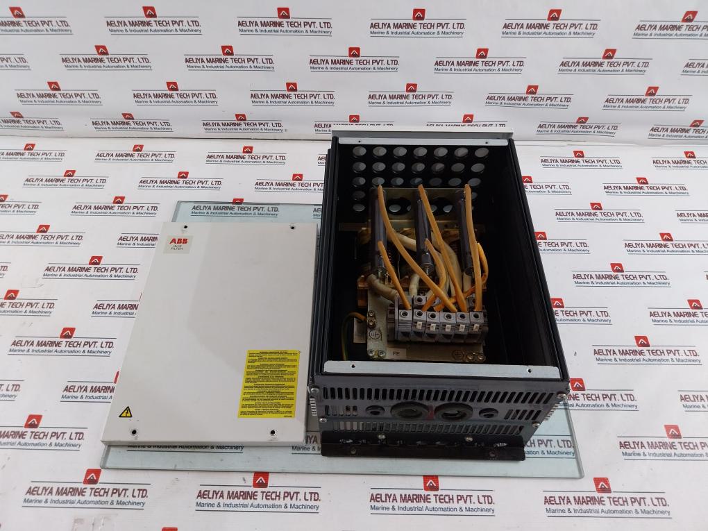 ABB N0CH0070-62/NOCH0070-62 Du/dt Filter 64023071 IP22