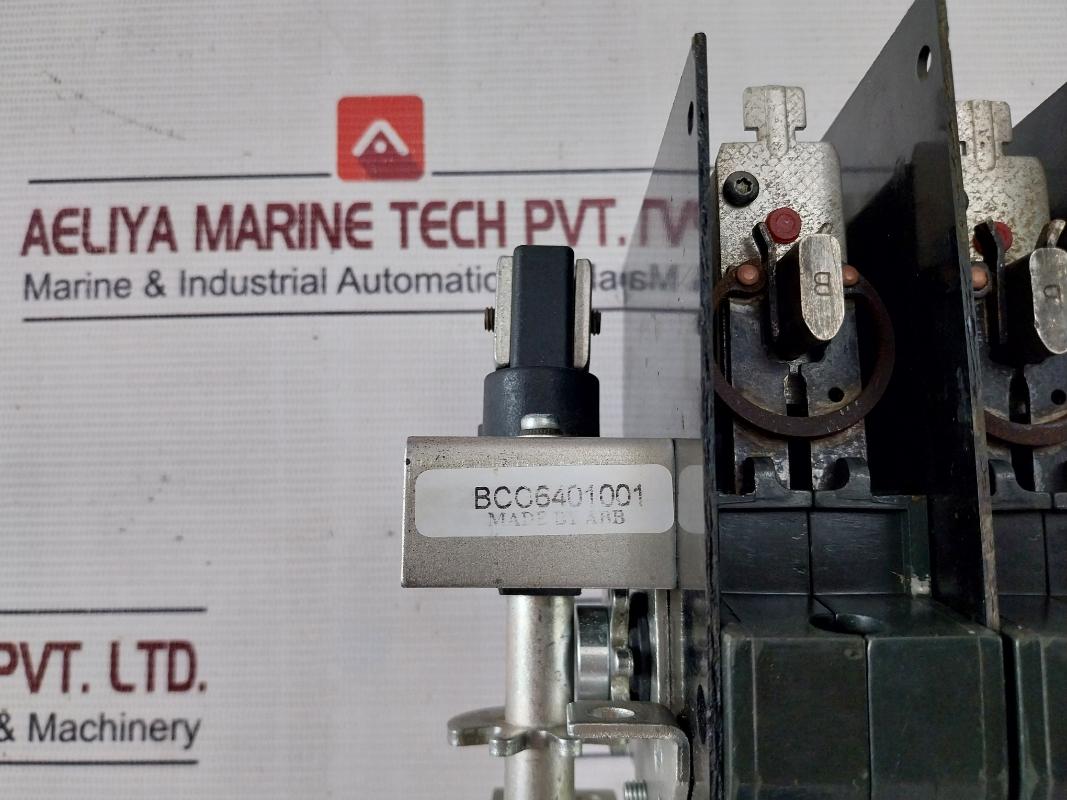 Abb Oesa 00-32 Switch Disconnector Fuse Unit 32Nhg000B 120Ka-500V 32A 7.5W 12Kv