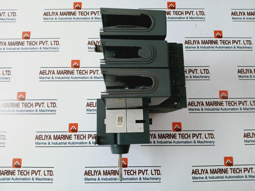 ABB OS125GDS30 Switch Fuse 690V 125A AC-23A