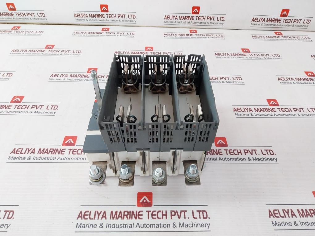 Abb Os 200D03N3 Switch Disconnector Fuse 690V 200A 50-60Hz 17W 12Kv