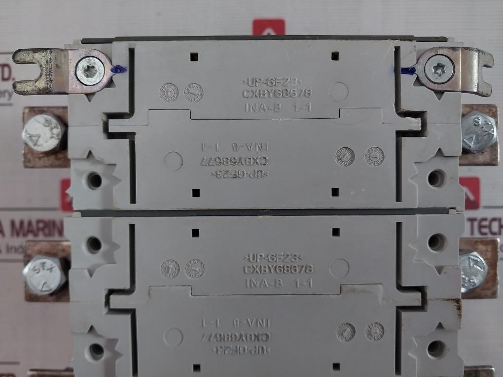 Abb Os250D03N3 Switch Fuse System 690V 250A Ac-23A 23W 12Kv