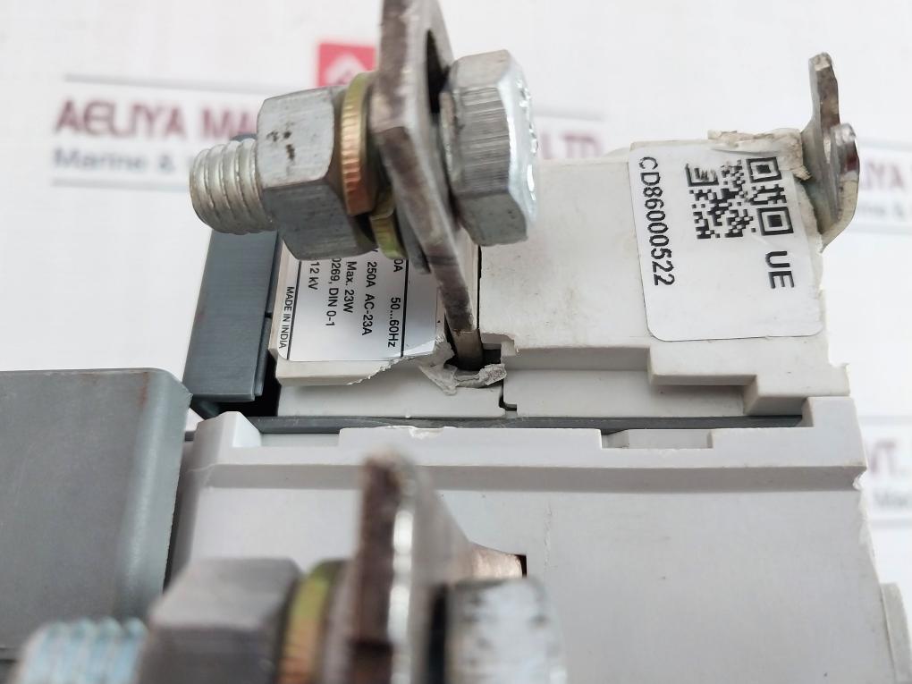 Abb Os250D03N3 Switch Fuse System 690V 250A Ac-23A 23W 12Kv