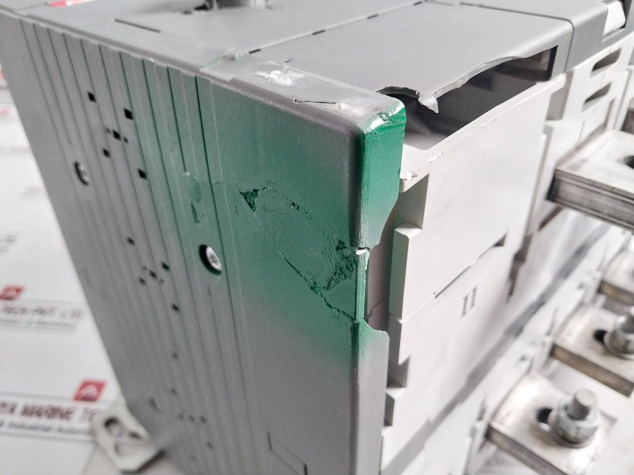 Abb Ot1000E03C Manual Change-over Switch 1000A 50/60 Hz Iec 60947-6-1