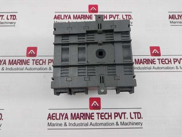 Abb Ot 160E3 Panel Mount Disconnect Switch 200A 50-60Hz 12Kv