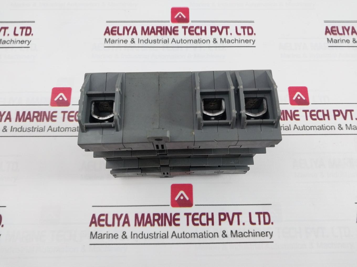 Abb Ot 160E3 Panel Mount Disconnect Switch 200A 50-60Hz 12Kv