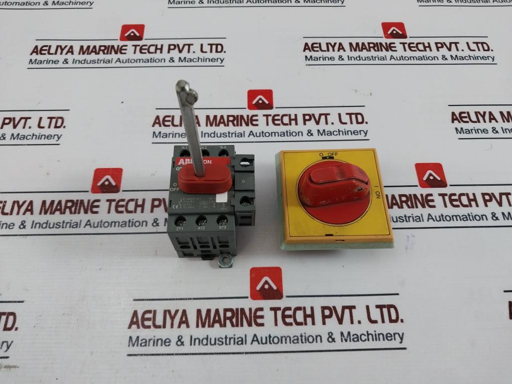 ABB OT16E3 General Purpose Switch with Auxiliary Contact OA1G10