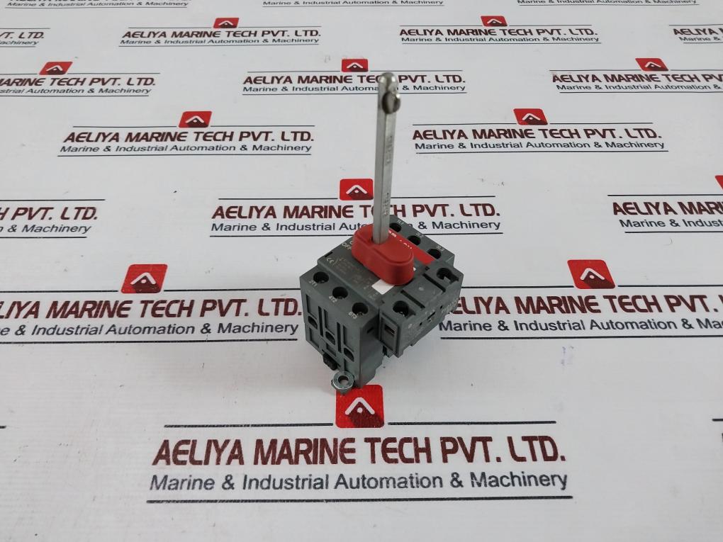 ABB OT16E3 General Purpose Switch with Auxiliary Contact OA1G10