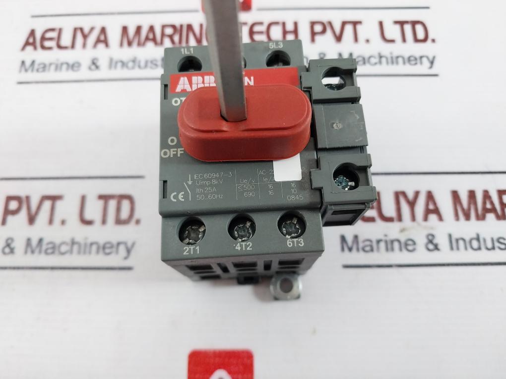 Abb Ot16e3 General Purpose Switch With Auxiliary Contact Oa1g10