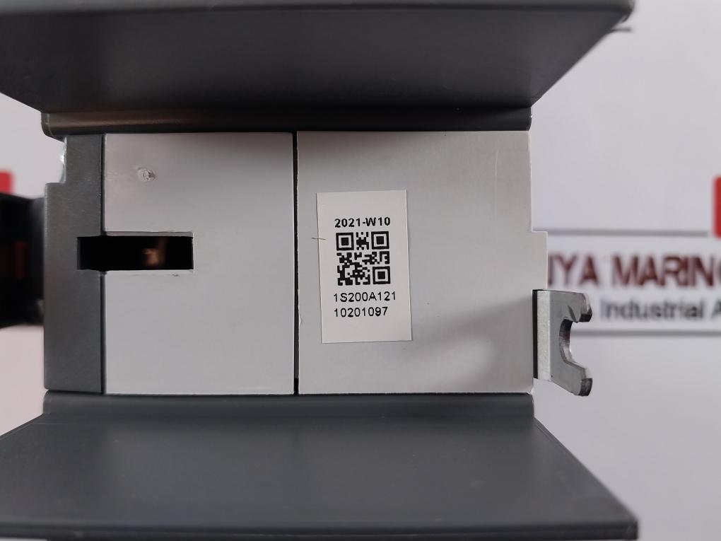 Abb Ot200U12-107 Base Mount Non-fusible Disconnect Switch 600Vac 200A 12Kv