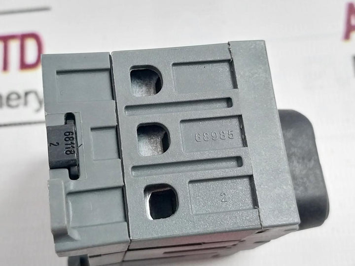 Abb Ot25F3 Disconnect Switch 50-60Hz 60-75C 32A